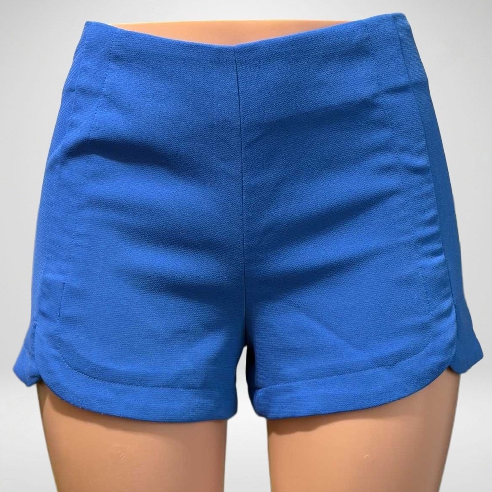 Forever 21 Womens Royal Blue High Waisted Dolphin Hem Shorts Size Medium Crepe